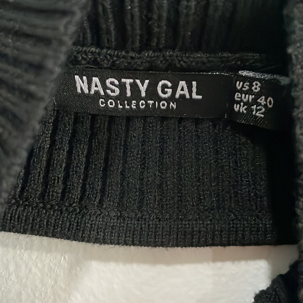 Sweater Top! - image 3